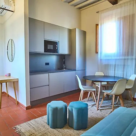 Di Charme Con Terrazza アパート *