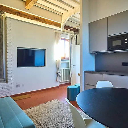 Di Charme Con Terrazza アパート